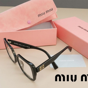 [국내배송][반품가능] 미우미우 MIUMIU 레터링 로고 오버사이즈 프레임 안경